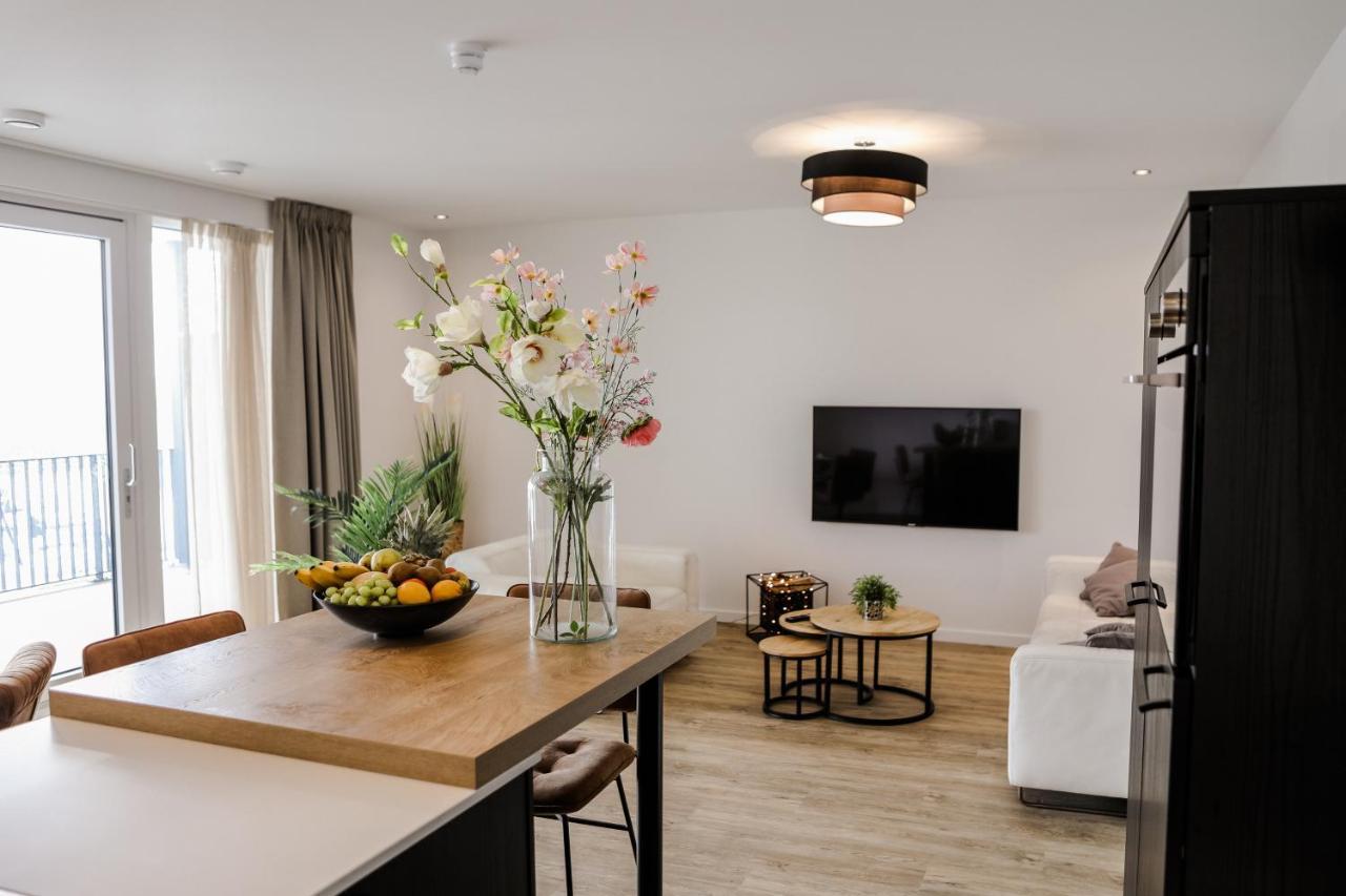 Luxe 4 Persoons Appartement In Residence Marina Kamperland 2C Exterior photo