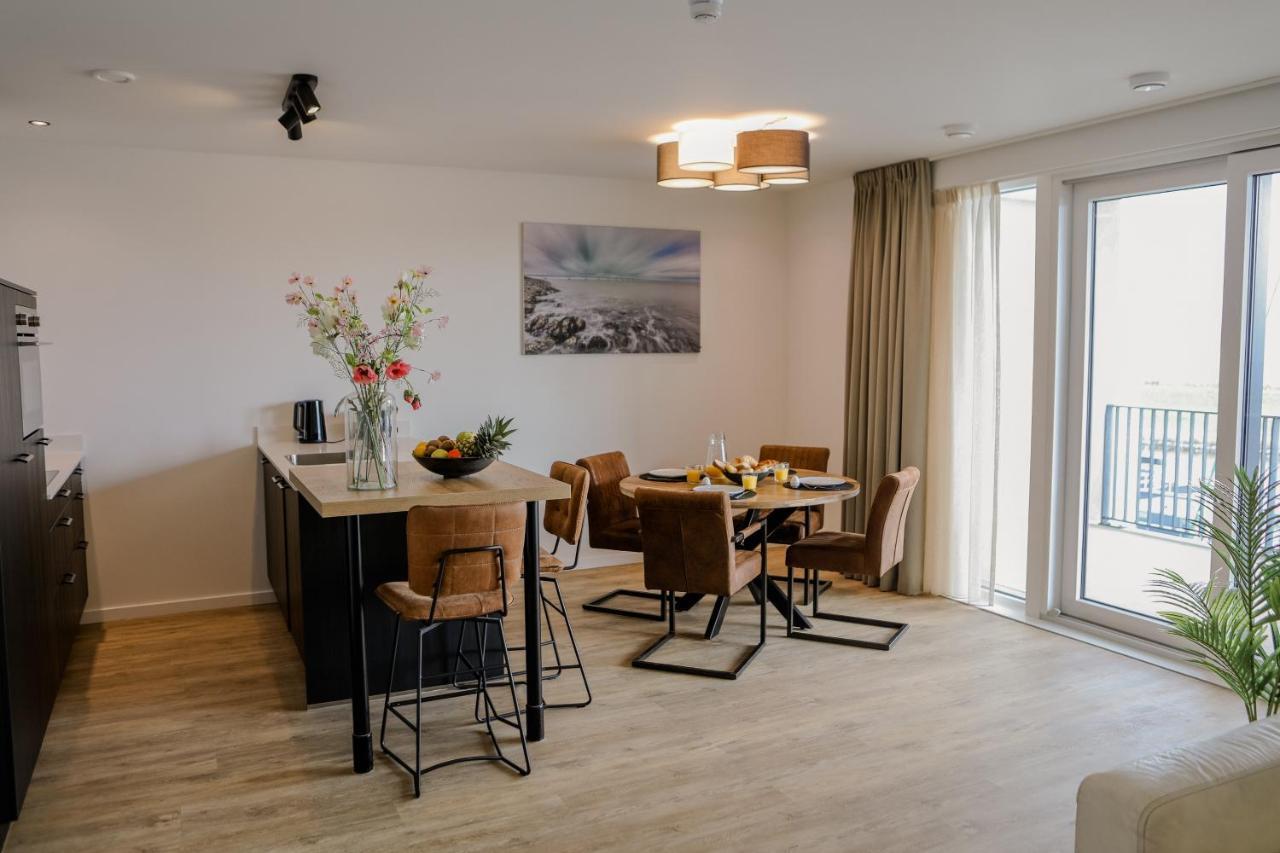 Luxe 4 Persoons Appartement In Residence Marina Kamperland 2C Exterior photo