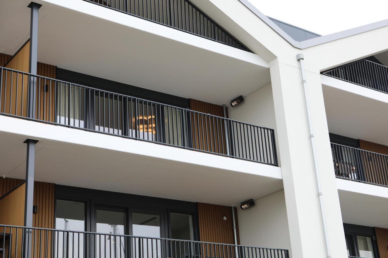 Luxe 4 Persoons Appartement In Residence Marina Kamperland 2C Exterior photo